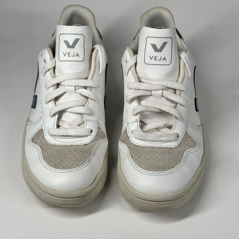 Veja Shoes Women Size 7 V-10 CWL California White Blue Logo Leather Sneakers - Picture 3 of 16